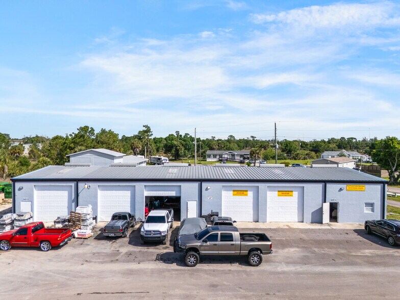 6469 Florida St, Punta Gorda, FL à louer - Photo du bâtiment - Image 3 de 10