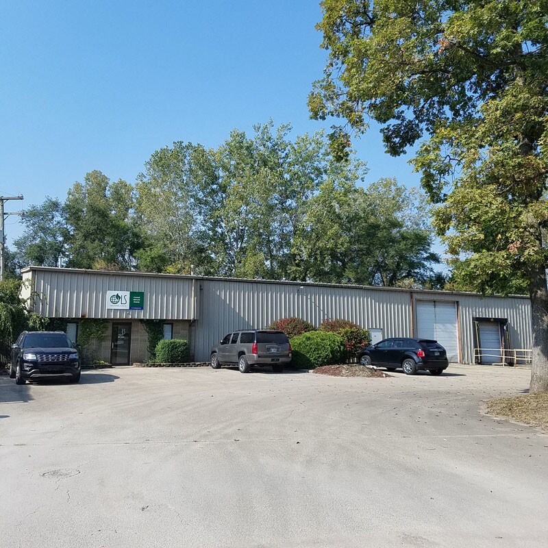 2917 Paul Dr, Elkhart, IN for lease Building Photo- Image 1 of 9