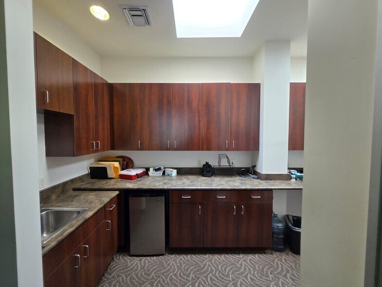 13847 N Northsight Blvd, Scottsdale, AZ for lease - Building Photo - Image 3 of 6