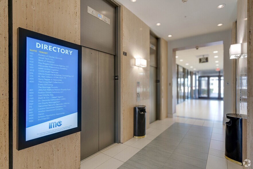 9550 Regency Square Blvd, Jacksonville, FL à louer - Photo intérieure - Image 2 de 11