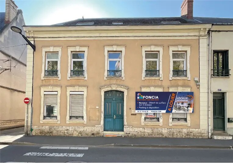 15 Rue Du Docteur Maunoury, Chartres à louer Photo du bâtiment- Image 1 de 7