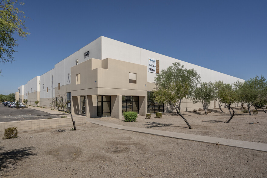 1590 E Riverview Dr, Phoenix, AZ for lease - Building Photo - Image 1 of 4