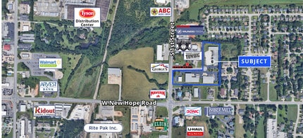 1821 S 1st St, Rogers, AR à louer Photo intérieure- Image 2 de 5