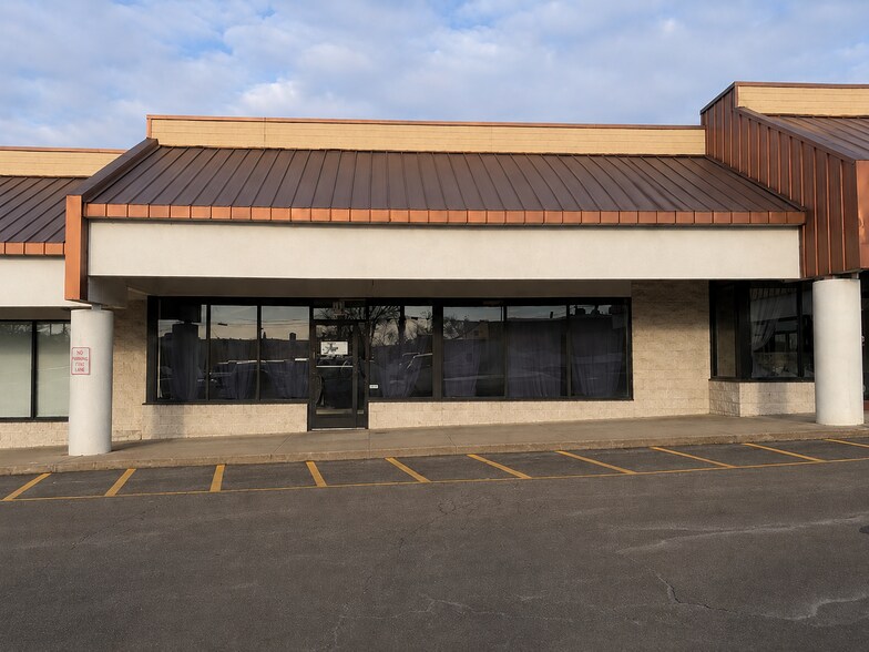 200 Boston Post Rd, Orange, CT à louer - Photo du bâtiment - Image 3 de 11