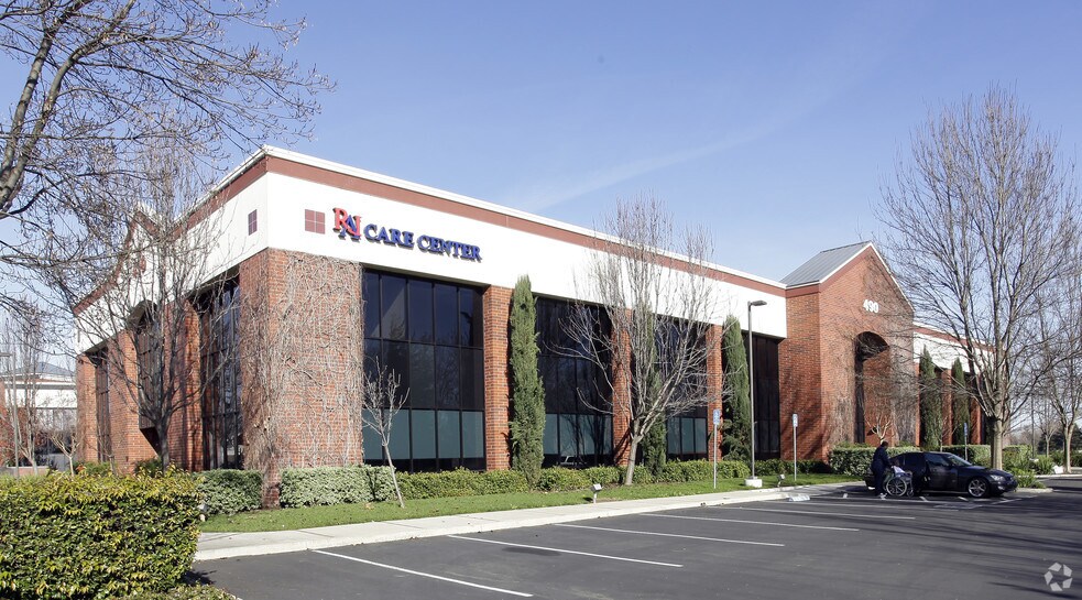 490 Chadbourne Rd, Fairfield, CA à vendre - Photo du bâtiment - Image 2 de 49