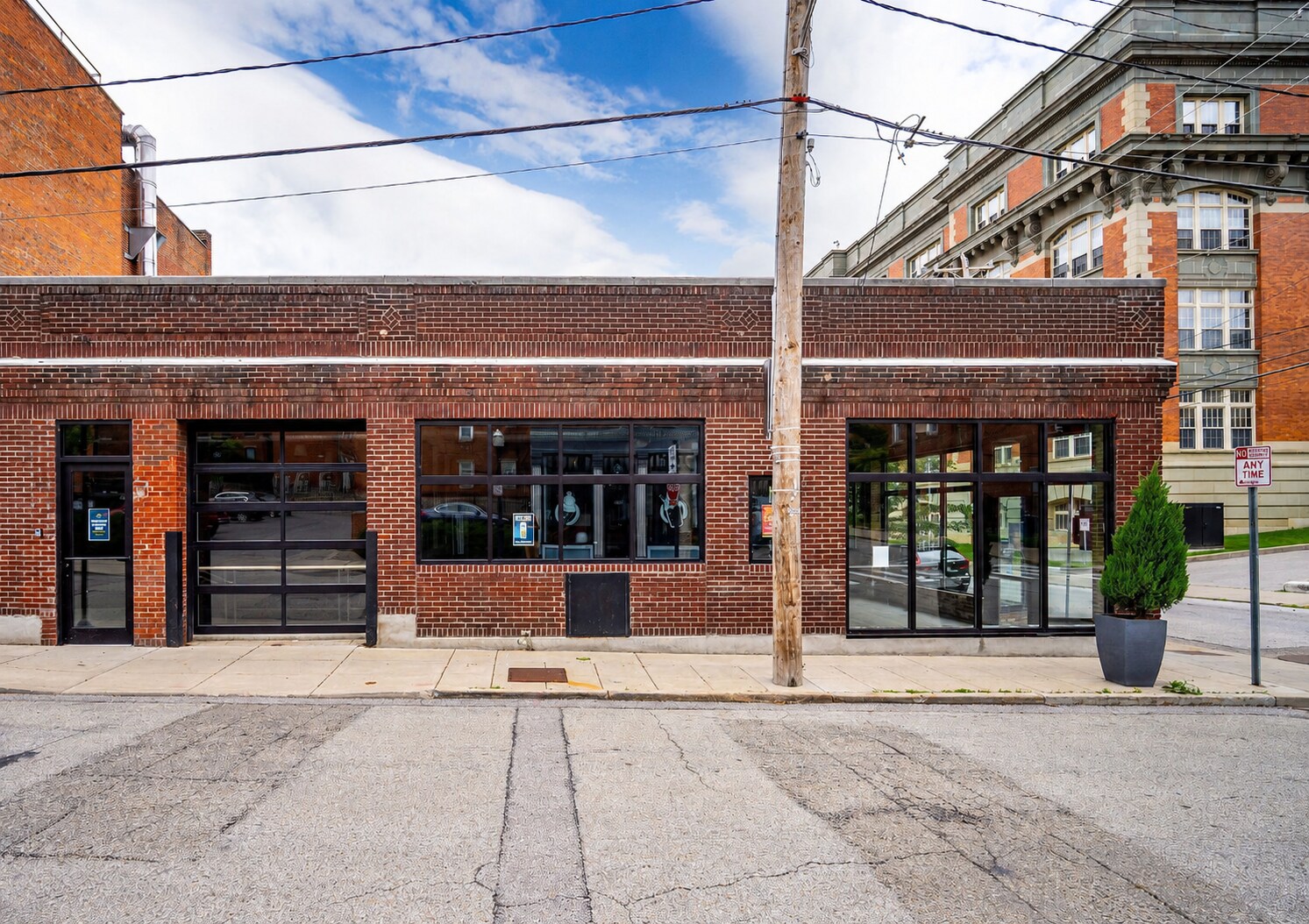 331 E 13th St, Cincinnati, OH à louer Photo du bâtiment- Image 1 de 35