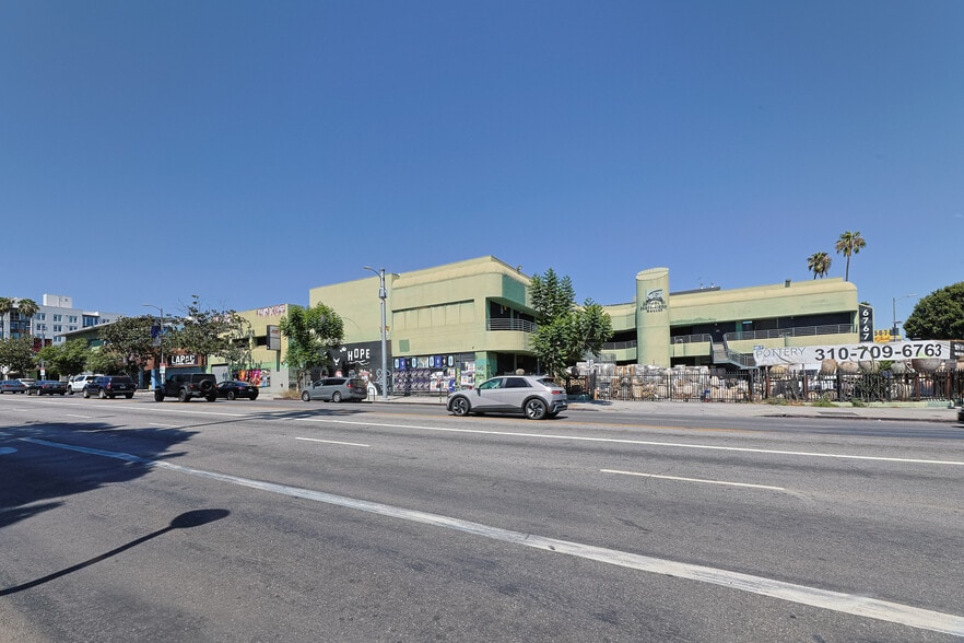 6767 W Sunset Blvd, Los Angeles, CA for sale - Building Photo - Image 3 of 6