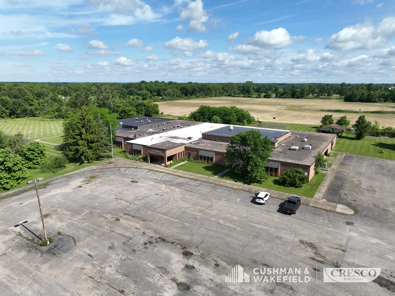 9339 Brooker St, Litchfield, OH for sale - Building Photo - Image 1 of 16