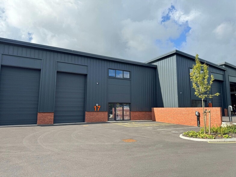 Knowle Ln, Eastleigh for lease - Building Photo - Image 1 of 5