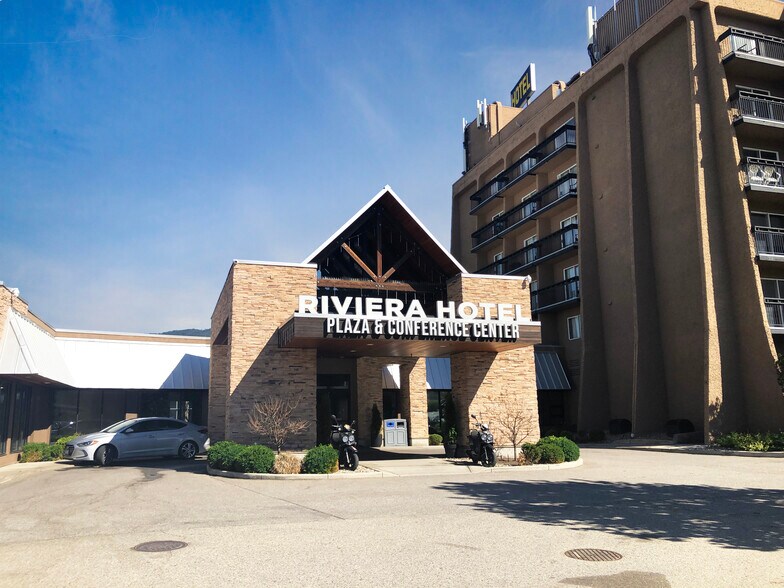 4801 27 St, Vernon, BC à vendre - Photo principale - Image 1 de 1