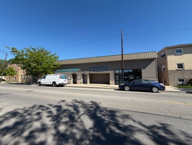 Plus de détails pour 5844-5848 W Montrose Ave, Chicago, IL - Commerce de détail à vendre