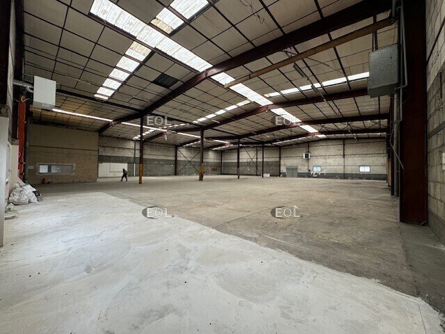 Flex in Plaisir for sale - Building Photo - Image 3 of 5