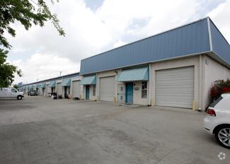 More details for 2403 Naomi St, Houston, TX - Industrial for Lease