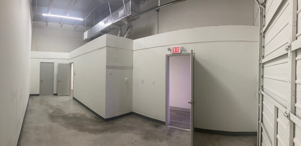 11496 Pierson Rd, Wellington, FL for lease - Interior Photo - Image 1 of 4