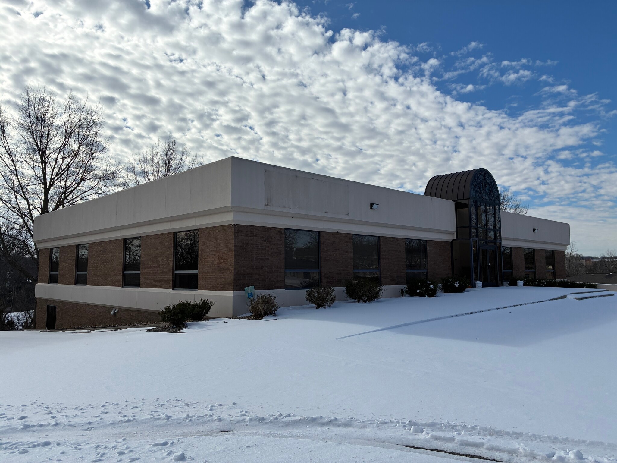 14825 E 42nd St, Independence, MO for sale Building Photo- Image 1 of 5