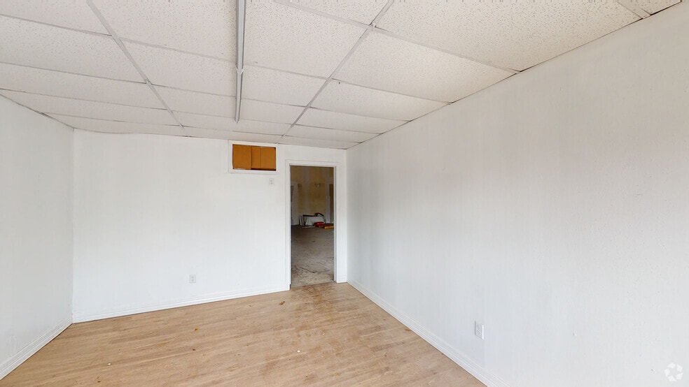 2021 Aldine Mail Route Rd, Houston, TX for lease - Matterport 3D Scan - Image 3 of 19