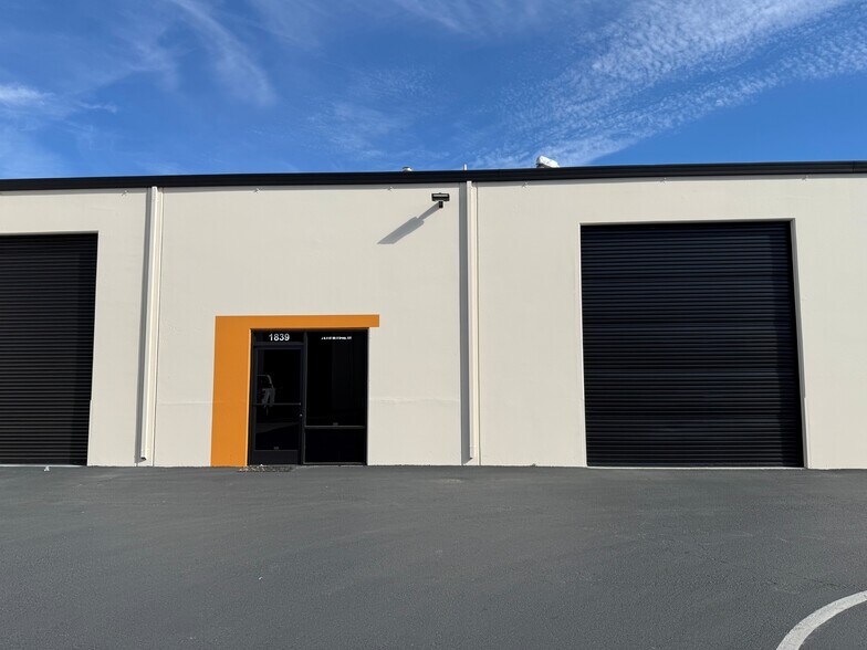 1805-1839 Walsh Ave, Santa Clara, CA à louer - Photo du bâtiment - Image 2 de 4