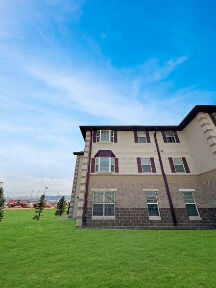 Casper LIHTC Portfolio portfolio of 2 properties for sale on LoopNet.ca - Building Photo - Image 2 of 12