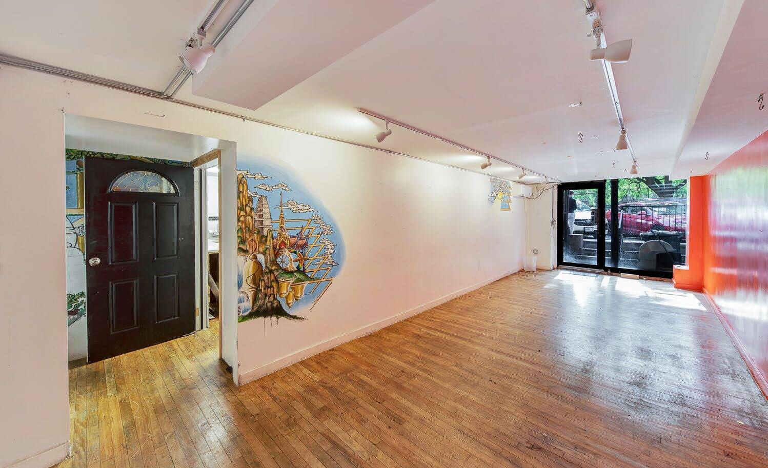 317 E 5th St, New York, NY for lease Interior Photo- Image 1 of 4