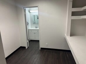 1309-1313 W Lincoln St, Phoenix, AZ for lease Interior Photo- Image 2 of 7