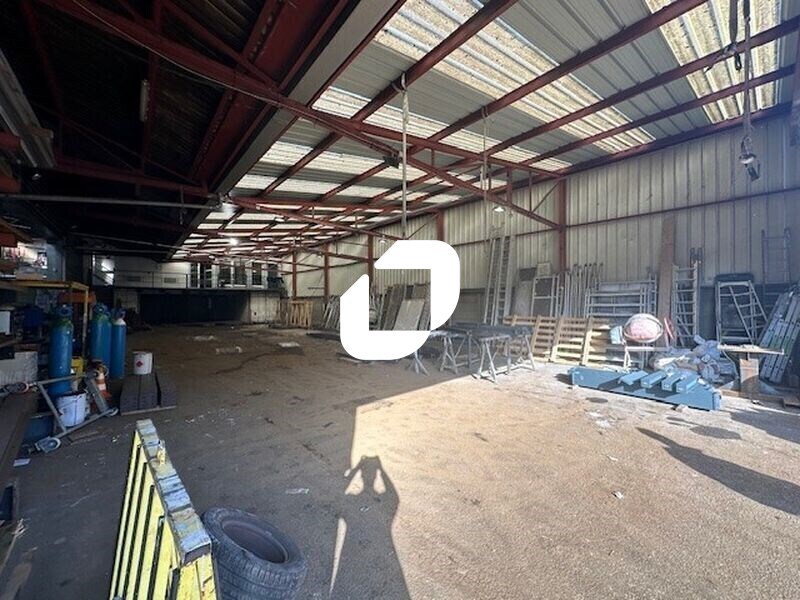 Flex in Saint-Denis for lease Building Photo- Image 1 of 16