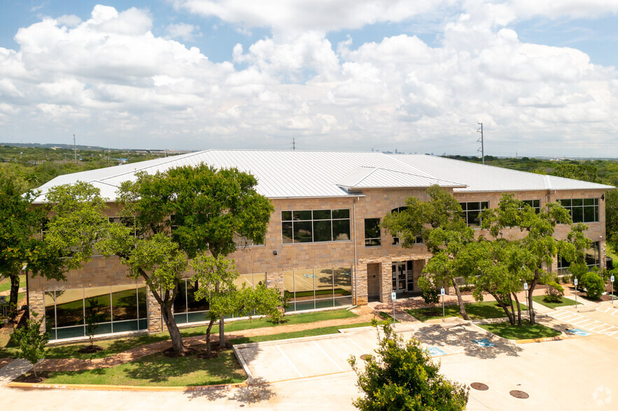 5920 W William Cannon Dr, Austin, TX for lease - Building Photo - Image 2 of 4