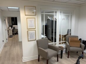 4312 Woodman Ave, Sherman Oaks, CA for lease Interior Photo- Image 2 of 5