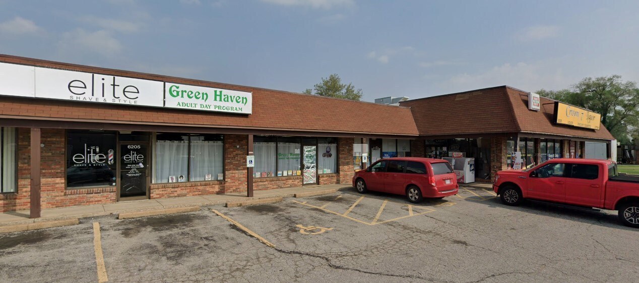 6201-6211 N Lindbergh Blvd, Hazelwood, MO for lease Building Photo- Image 1 of 4
