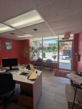 18159 Dixie Hwy, Homewood, IL for lease Interior Photo- Image 2 of 4