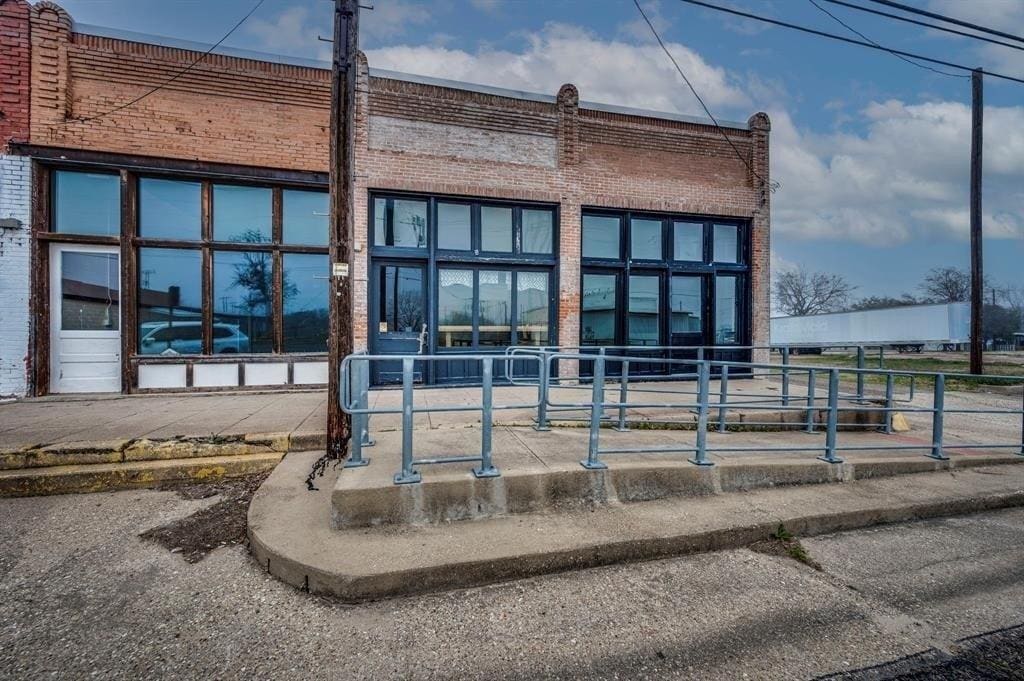 111 N Main St, Milford, TX à vendre Photo du bâtiment- Image 1 de 13