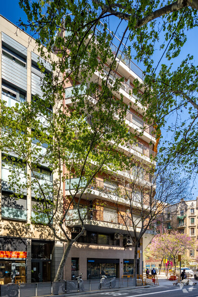 Carrer del Comte Borrell, 177, Barcelona, Barcelona à vendre - Photo du bâtiment - Image 3 de 5