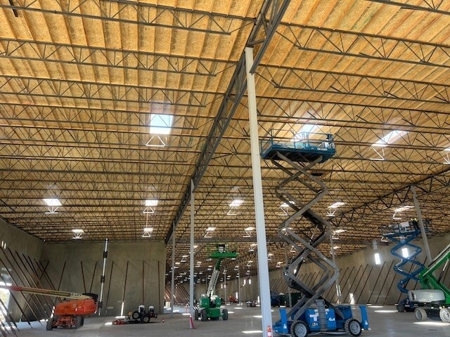 701 E Ball Rd, Anaheim, CA for lease - Building Photo - Image 2 of 5