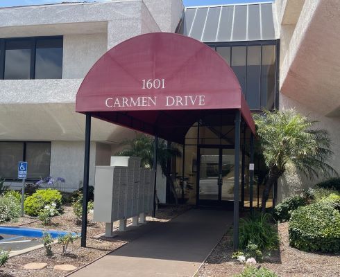 1601 Carmen Dr, Camarillo, CA à louer - Photo du bâtiment - Image 2 de 8