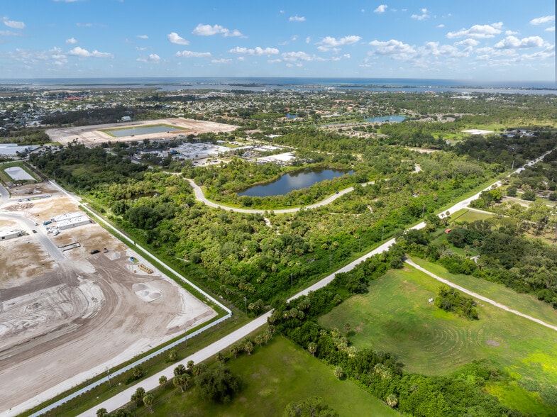 Medical Drive & Doctors Drive, Englewood, FL for sale - Building Photo - Image 3 of 16