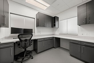 415 S Broad St, Alpharetta, GA for sale Interior Photo- Image 2 of 6