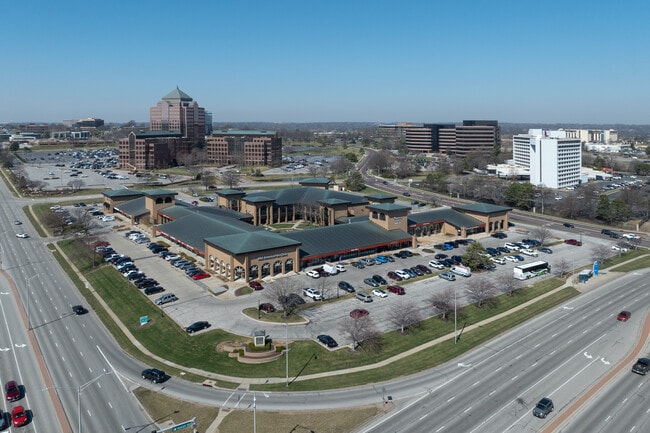 More details for 7100 W College Blvd, Overland Park, KS - Multiple Space Uses for Lease