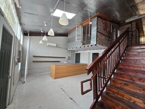 501 Pedernales St, Austin, TX à louer Photo intérieure- Image 2 de 6