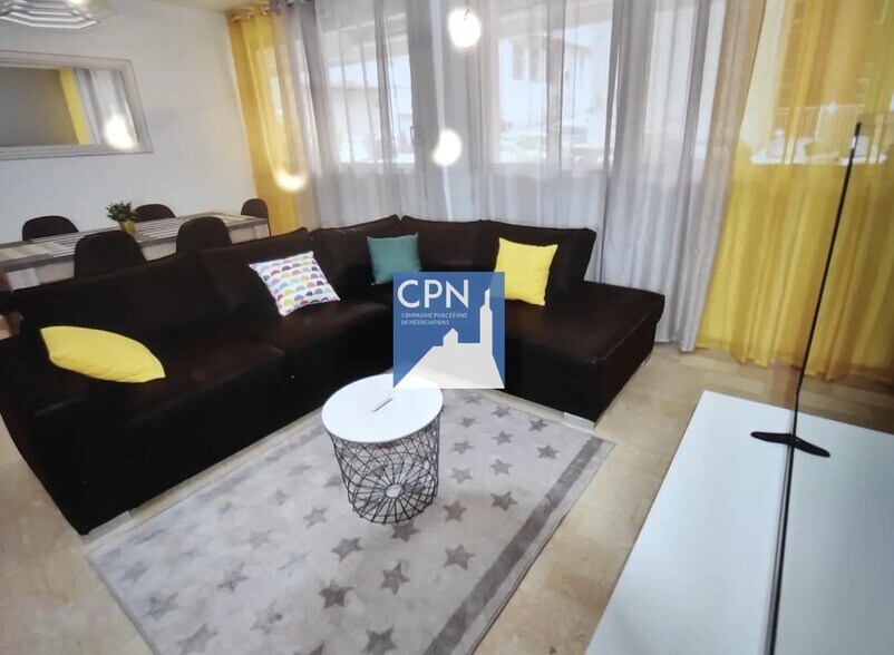 Immeuble residentiel dans Marseille à vendre - Photo intérieure - Image 2 de 2
