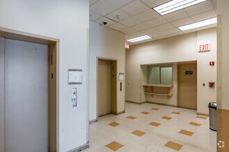 159 E 125th St, New York, NY à louer Photo intérieure- Image 2 de 6