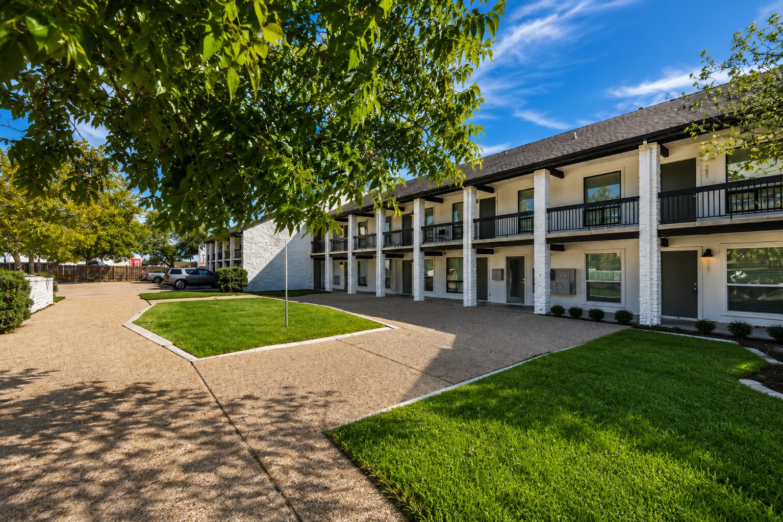1614 Wheless Ln, Austin, TX à vendre Photo du bâtiment- Image 1 de 12