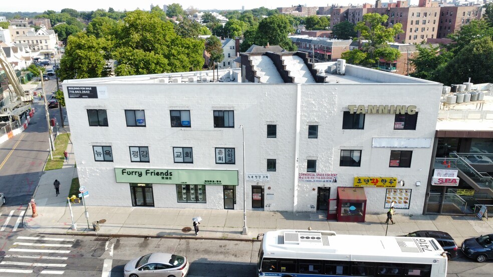 14944-14950 Northern Blvd, Flushing, NY à louer - Photo du bâtiment - Image 1 de 4