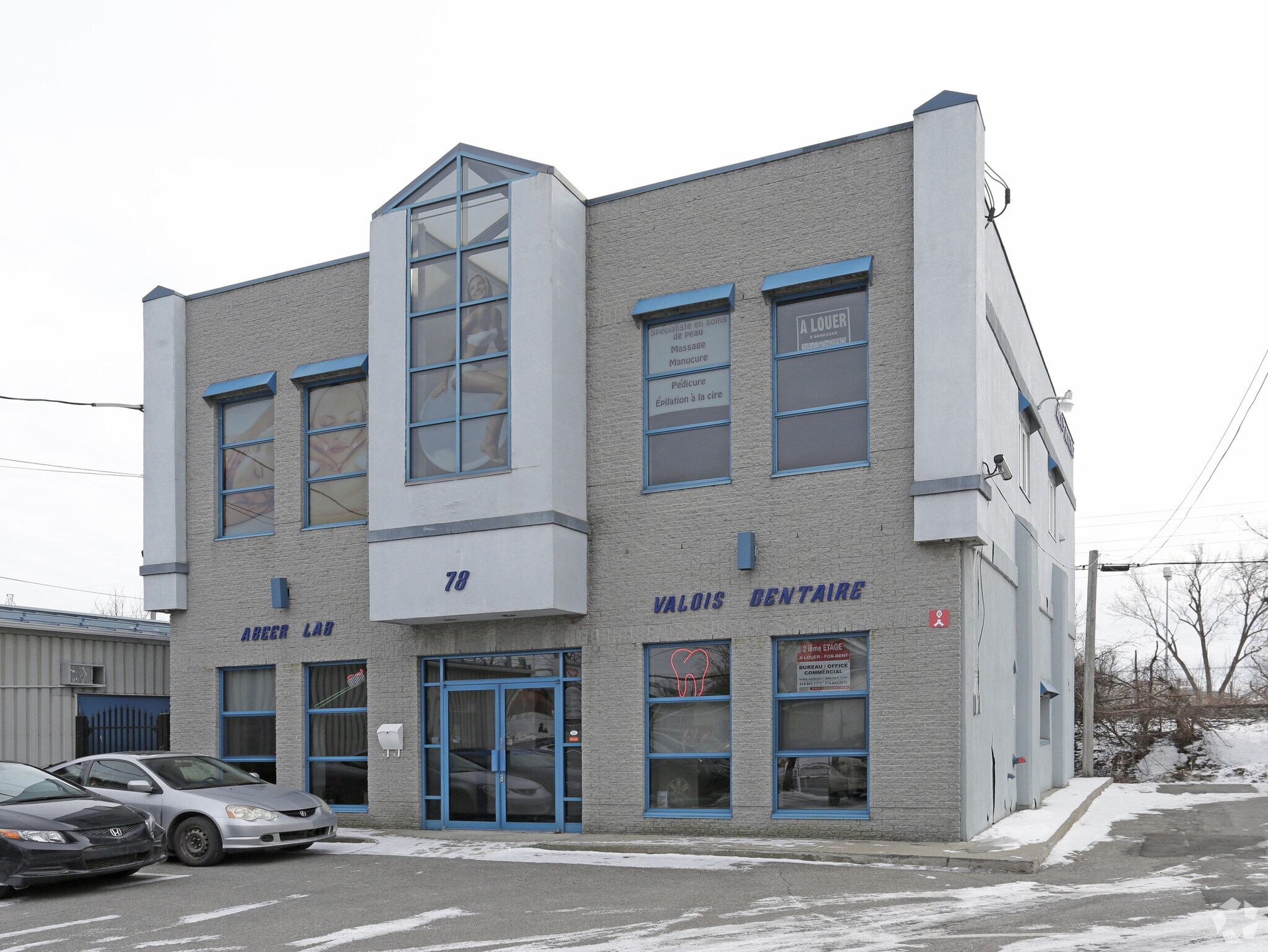 78 Av Donegani, Pointe-claire, QC for lease Primary Photo- Image 1 of 4