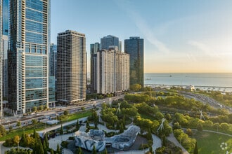 400 E Randolph St, Chicago, IL - AERIAL  map view - Image1