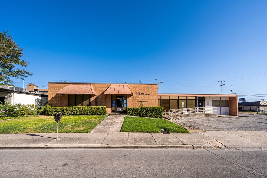417 Camden St, San Antonio, TX à vendre - Photo du bâtiment - Image 2 de 33