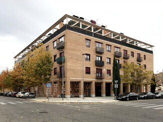 Plus de détails pour Commerce de détail à louer