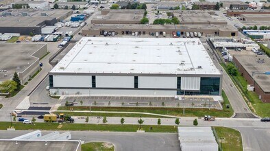 3195 Airway Dr, Mississauga, ON for lease Building Photo- Image 2 of 8