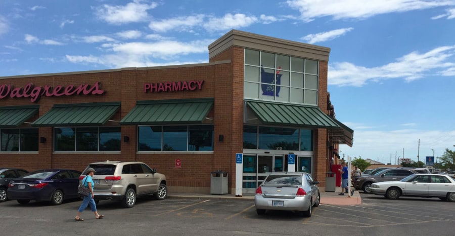 120 E Main St, Streator, IL for sale - Building Photo - Image 2 of 8