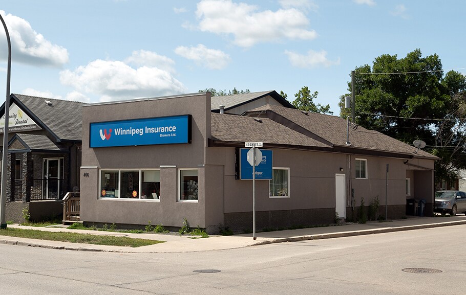 466 St Anne's Rd, Winnipeg, MB à vendre Photo principale- Image 1 de 1