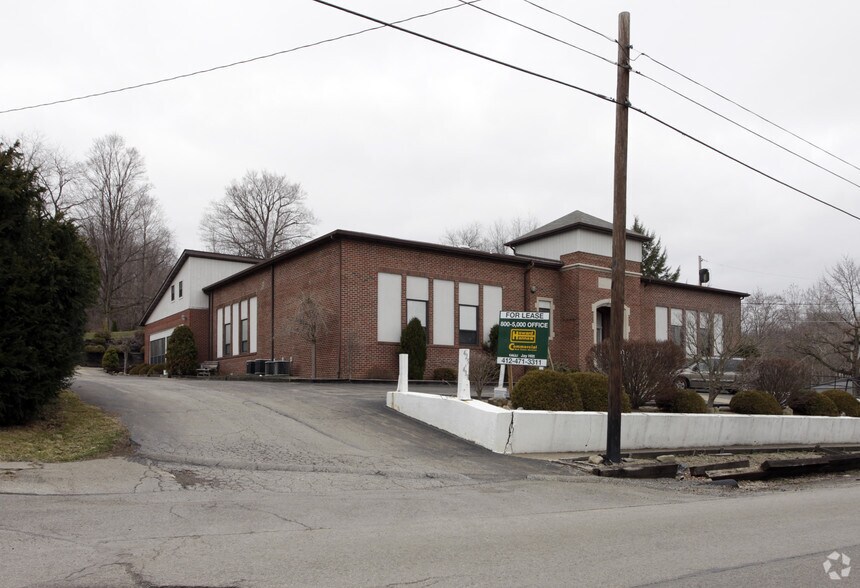 425 Mercer St, Volant, PA à louer - Photo du bâtiment - Image 2 de 2
