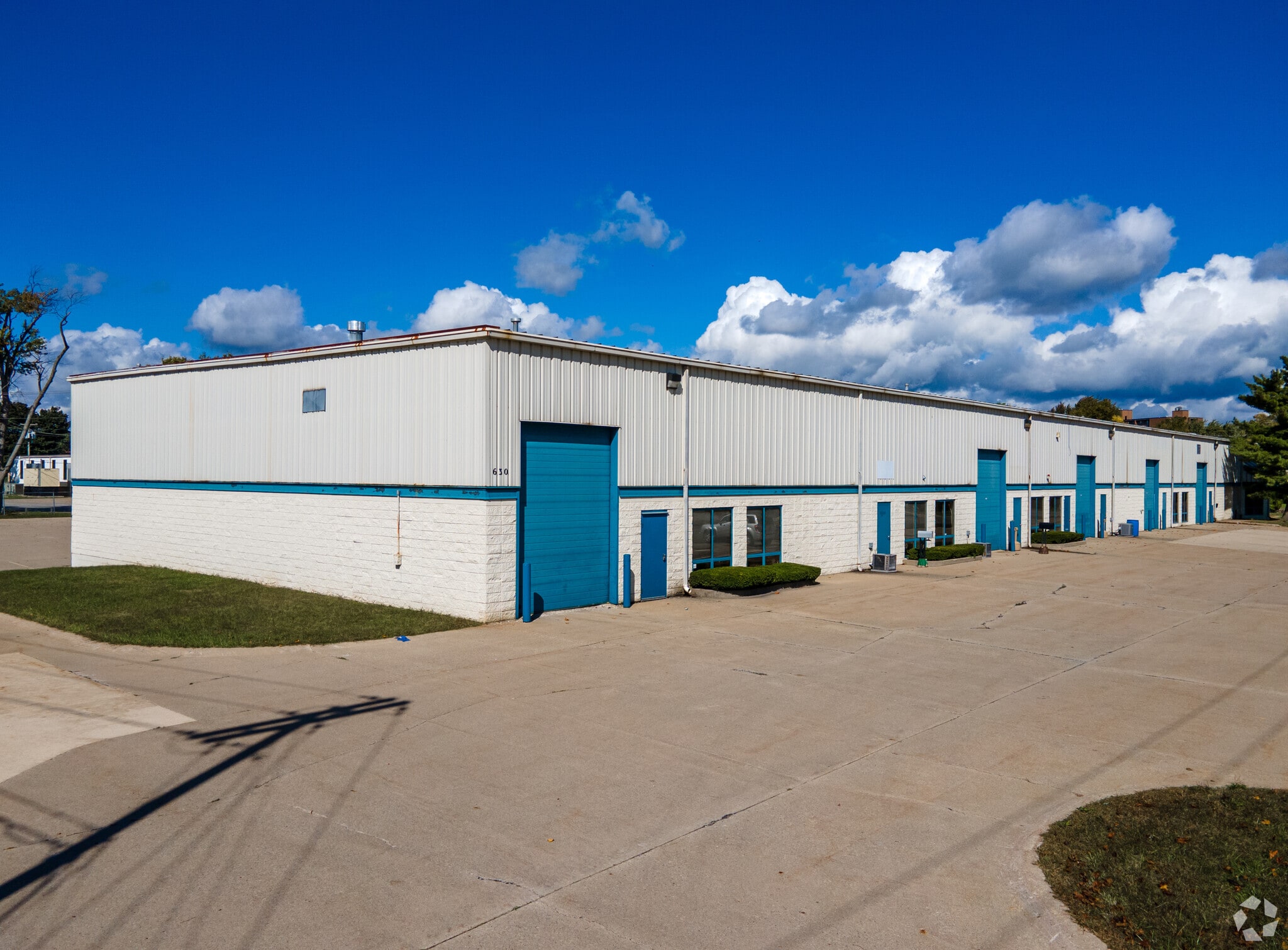 630 E Bronson St, South Bend, IN for lease Primary Photo- Image 1 of 19